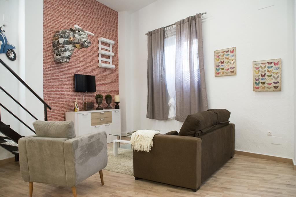 Apartamentos Sevilla Palace Exterior foto